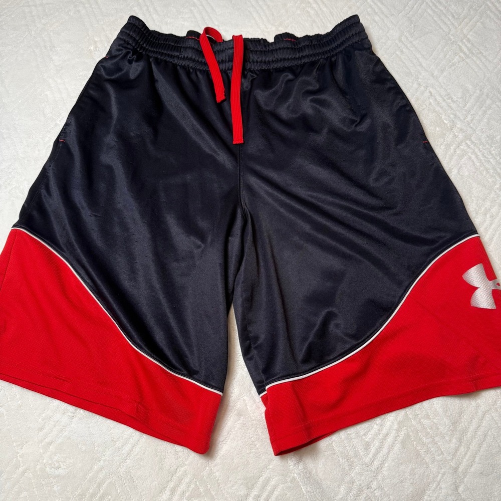 Athletic Sporty Under Armour Men's M Loose Basketball Shorts Black Red